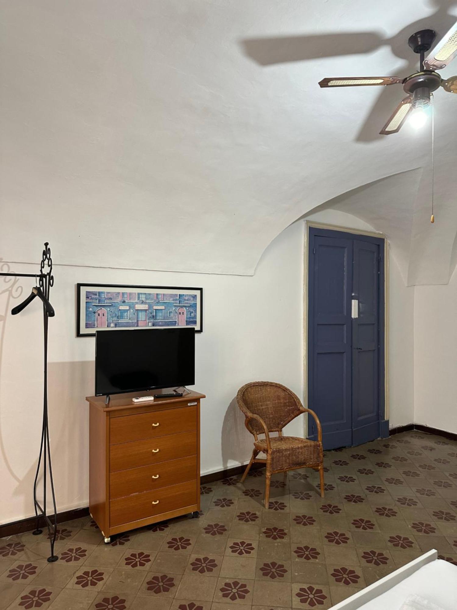 Appartamento Oldtown Centro Storico Катания Екстериор снимка